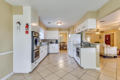 Quiet Houston Home with Porch - Near Park and Trails! in Houston, USA