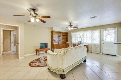 Quiet Houston Home with Porch - Near Park and Trails! in Houston, USA