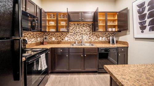 Landing Modern Apartment with Amazing Amenities (ID7896X37) in Powdersville (SC)