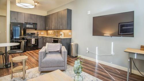 Landing Modern Apartment with Amazing Amenities (ID6647)