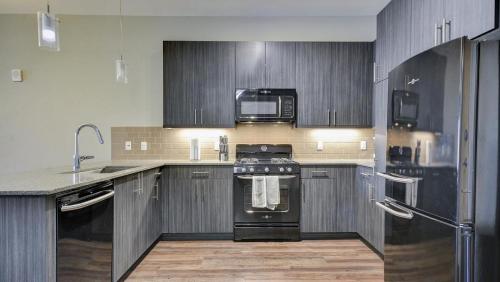 Landing Modern Apartment with Amazing Amenities (ID6644)