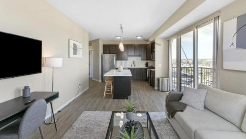 Landing Modern Apartment with Amazing Amenities (ID8029X26) in Edina (MN)