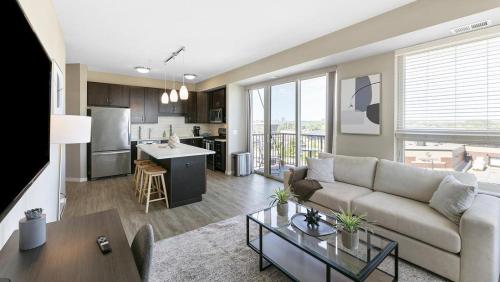 Landing Modern Apartment with Amazing Amenities (ID8029X26) in Edina (MN)