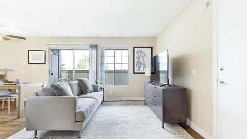 Landing Modern Apartment with Amazing Amenities (ID8313X81) in Chino Hills