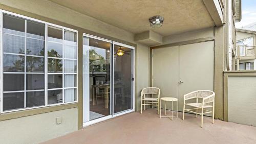 Landing Modern Apartment with Amazing Amenities (ID8313X81) in Chino Hills