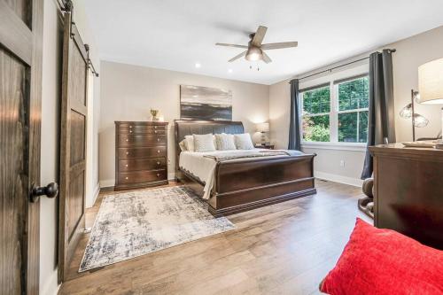 New 4BR, 3.5 BA - Minutes From UGA & Downtown Athens in Athens, USA