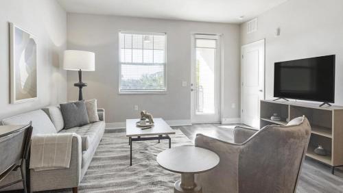 Landing Modern Apartment with Amazing Amenities ID1169X837 in Bradenton, USA