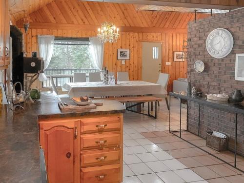 Luxury St-Sauveur Chalet with Swim Spa Close to Ski