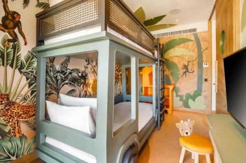 526237946 Holiday Inn Resort Samui Bophut Beach by IHG