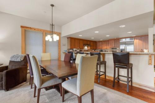 Lavishness at Elevation – Timber Ridge 3 Bedroom condo in Kirkwood (CA)