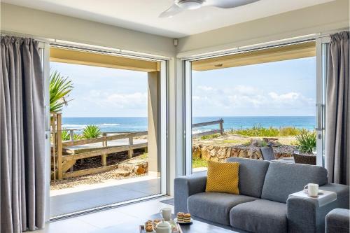 Ocean on the Rocks, 1,21 Ocean Ave - waterfront, Wi-Fi, Ducted Air Conditioning in 安娜灣