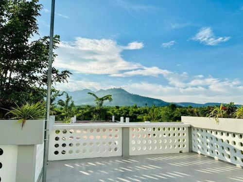 View, Raing Phnom Bungalow near Bokor Church