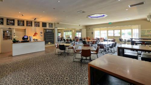 Coachman - Hotel Motel in Parkes