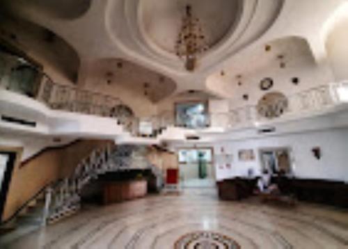 Hotel Goverdhan Palace , Mathura