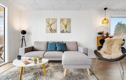  3 Bedroom Gorgeous Home In Juelsminde in Sønderby