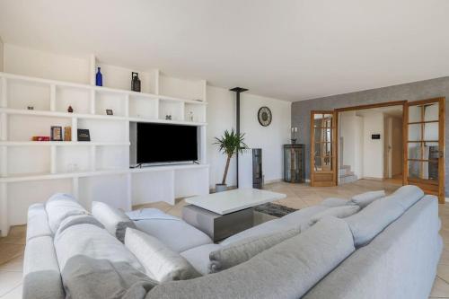 Spacieuse Villa Niçoise au calme avec piscine (Spacieuse Villa Nicoise au calme avec piscine) in La Revouta Soutrana