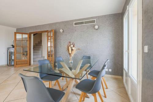 Spacieuse Villa Niçoise au calme avec piscine (Spacieuse Villa Nicoise au calme avec piscine) in La Revouta Soutrana