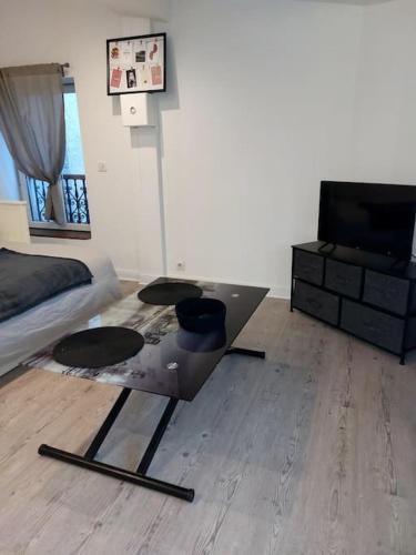 Studio 17m2 - Location saisonnière - Élancourt