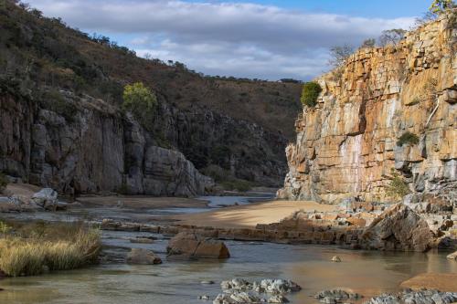 Valley Lodge - Babanango Game Reserve