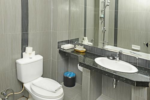 Superior Double or Twin Room without Window image 5