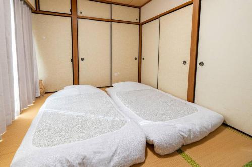 401号室貸切！2DK/京成佐倉駅徒歩3分・電車成田空港20分・京成上野直結！厨房/風呂/畳/4名