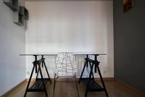 Vieux-Lille equipped apartment with parking