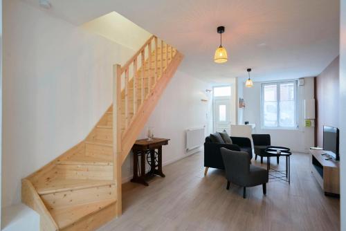 House in Lille near Euratech private terrace. in Bois Blancs