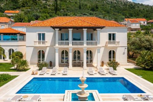 Beautiful La Villa Dubrovnik with sea view