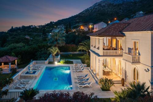 Beautiful La Villa Dubrovnik with sea view