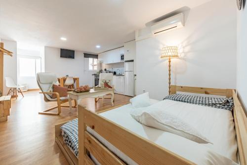 Apartamentos Rera Sant Domenech - image 2