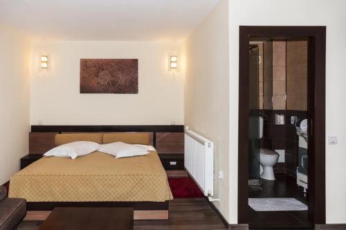 Hotel Grand – Eforie Nord, CA