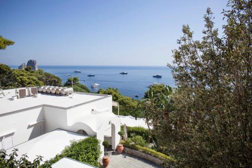 LHP Suite Superior Cottage Capri - Tap to explore photos