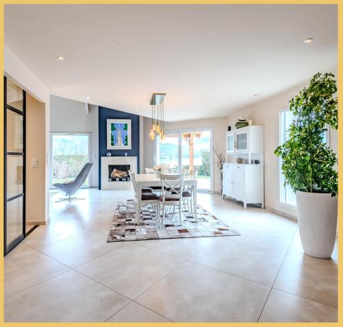 кухня, Villa T6 I Luxury I Marcellaz in Fillinges