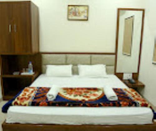 Hotel Babylon Regency , Mathura