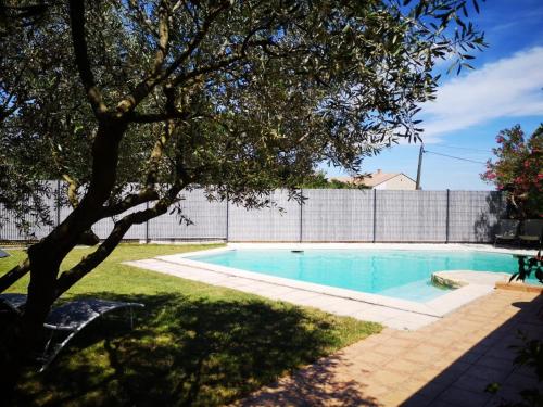La Garrigue - Maison avec piscine 20min d'Avignon