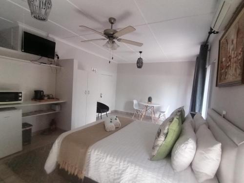 Oppi Draai Guesthouse