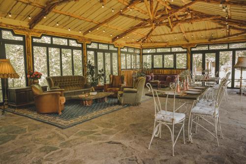 Bedouin Forest Residence