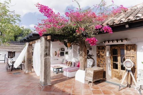 . Boutique Hotel Rancho Los Lobos