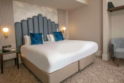 Best Western Clifton Hotel - image 11
