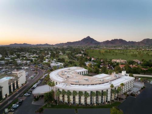 Embassy Suites by Hilton Phoenix Biltmore, Phoenix (fotografie 4)