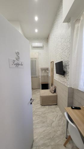 Comfort Triple Room with Shower image 10