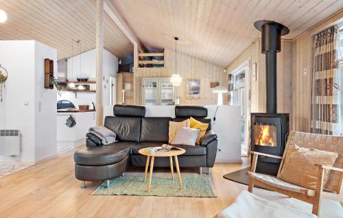 Awesome Home In Ebeltoft With Sauna