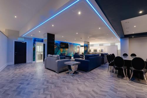Temple Court Cavern Quarter Apartments by Happy Days, Liverpool