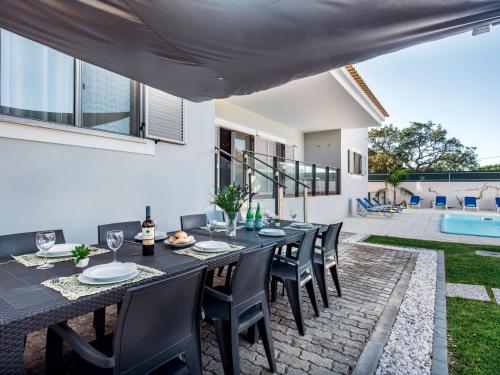 Holiday Home Meu Cantinho by Interhome Holiday Home Meu Cantinho by Interhome