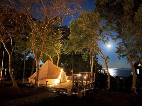 Tent