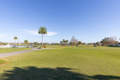 Disney and Airport 15 minutes from Luxury Condo - image 7