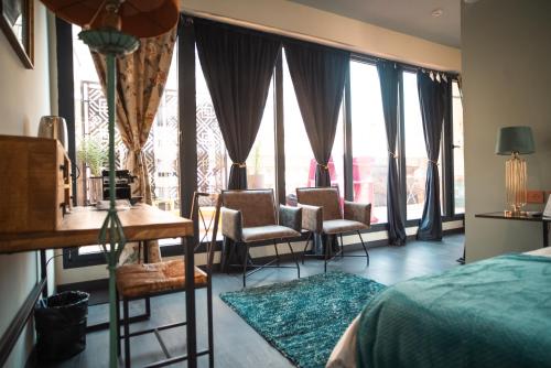 room detail thumbnail 0