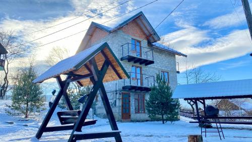 ทัศนียภาพภายนอกโรงแรม, Goretsʹ family home in มิคูลิชิน