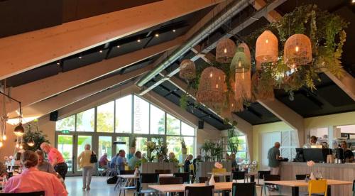Tenthuisje met hottub in Callantsoog in Callantsoog