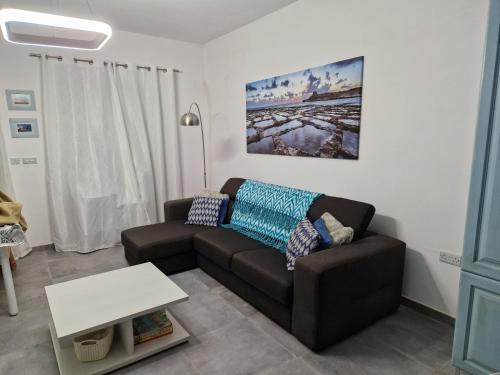 Azure, Għarb (foto 10)